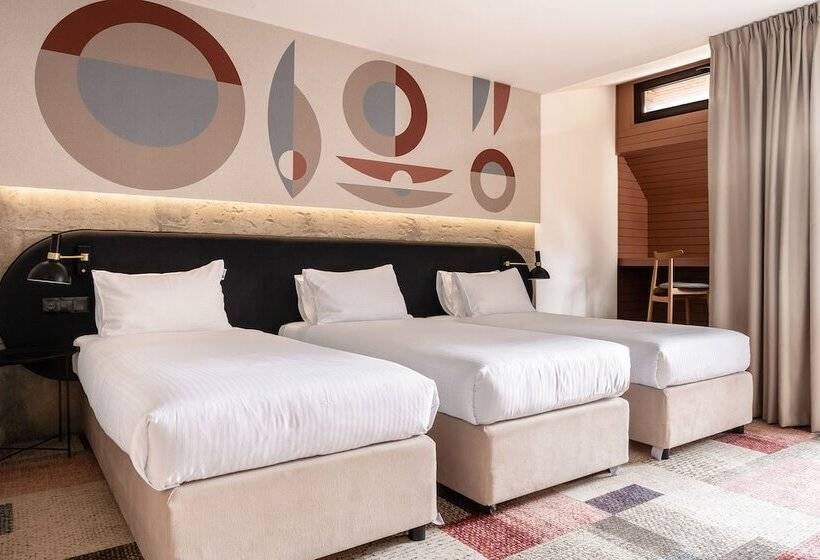 Lüks Üç Kişilik Oda, Forest