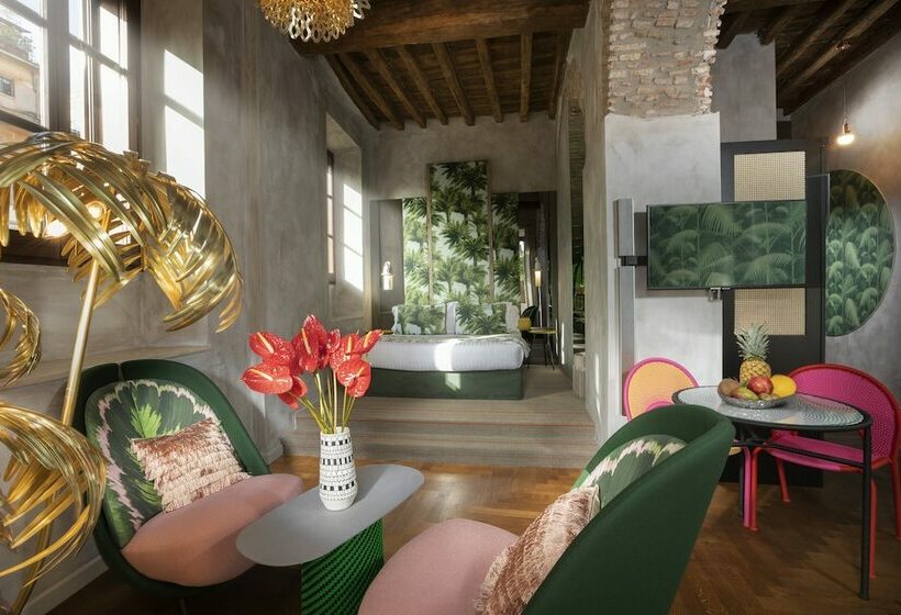 سوئیت با چشم‌انداز, Palm Suite   Small Luxury Hotels Of The World