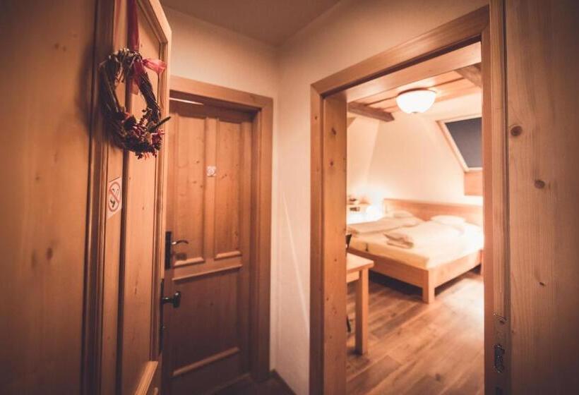 اتاق استاندارد, Penzion A Restaurace U Johana