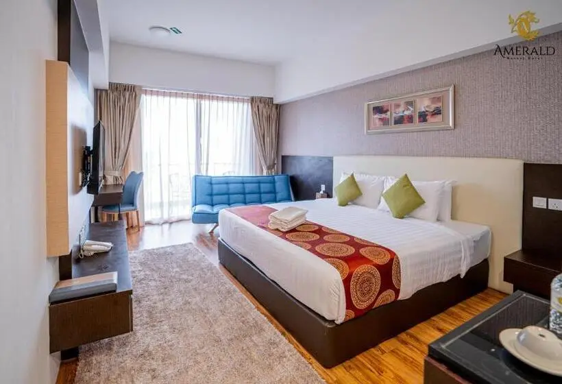 キングサイズベッドのデラックスルーム, Amerald Resort Hotel Desaru