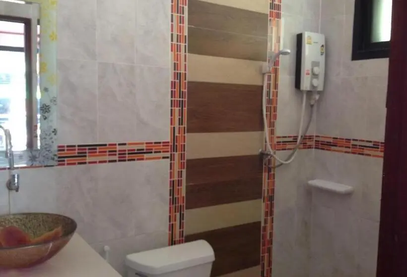 Habitació Quàdruple Estàndard, Baan Mulan