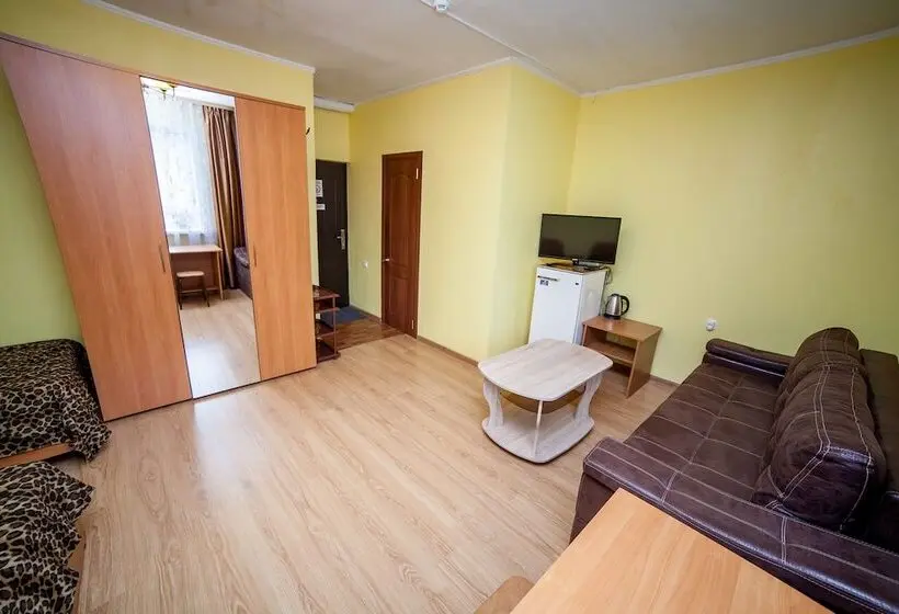Chambre Triple Supérieure, Dubrava