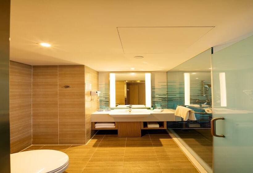 Номер Стандарт Двуспальная Кровать, Holiday Inn Express Linyi Riverside, An Ihg
