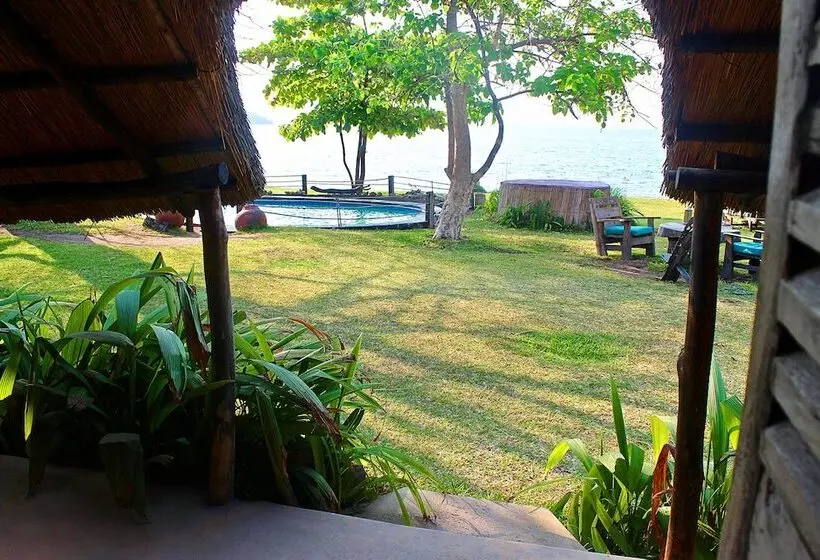 Quarto Familiar, Mgoza Lodge