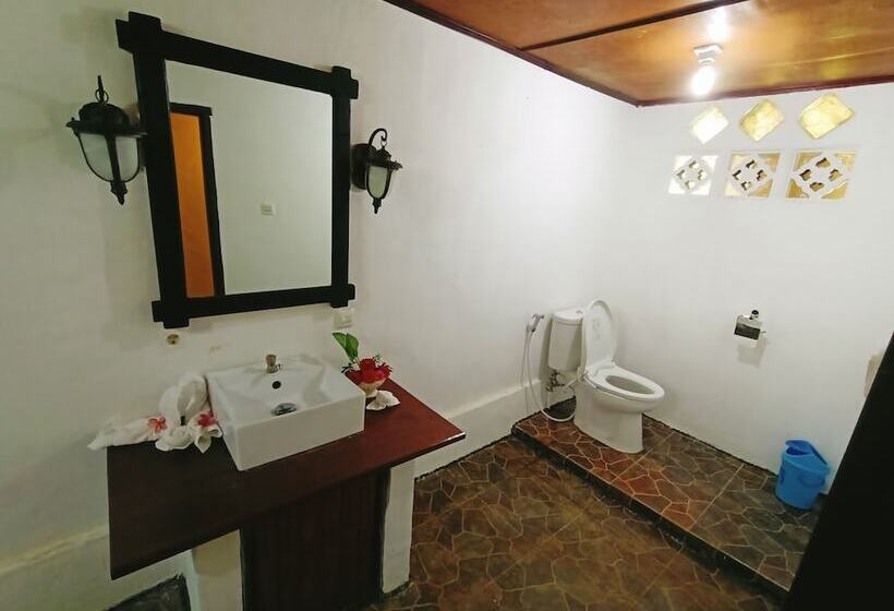 חדר סטנדרט נוף להרים, Tangkoko Sanctuary Villa