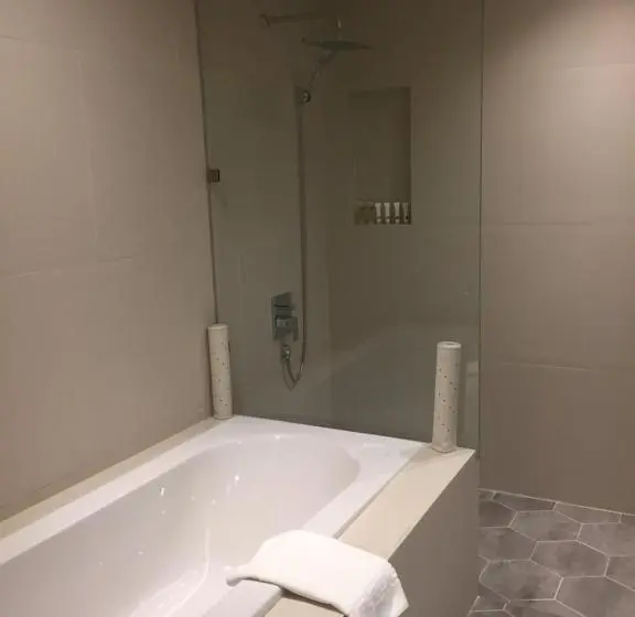 Executive-sviitti, Acacia Hotel Bacolod
