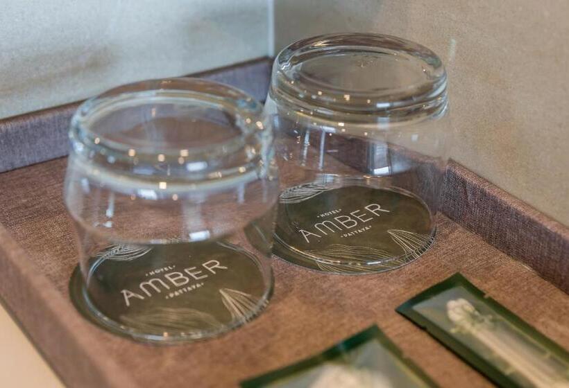 Номер Deluxe Вид на Город, Amber Pattaya
