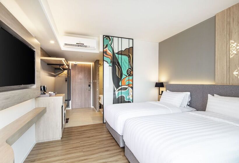 Номер Deluxe Вид на Город, Amber Pattaya