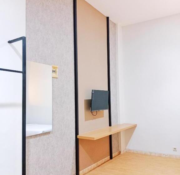 StandaardKamer, Andita Syariah