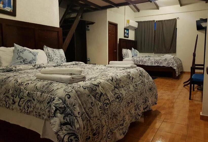 수피리어 스위트, & Restaurant Fleur De Lis