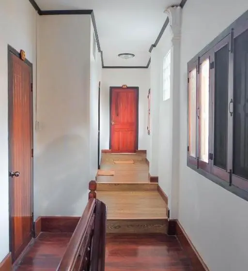キングサイズベッドのスタンダードルーム, Duang Champa 2 Guest House