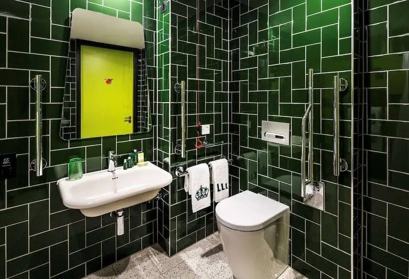 اتاق سوپریور, Nhow London