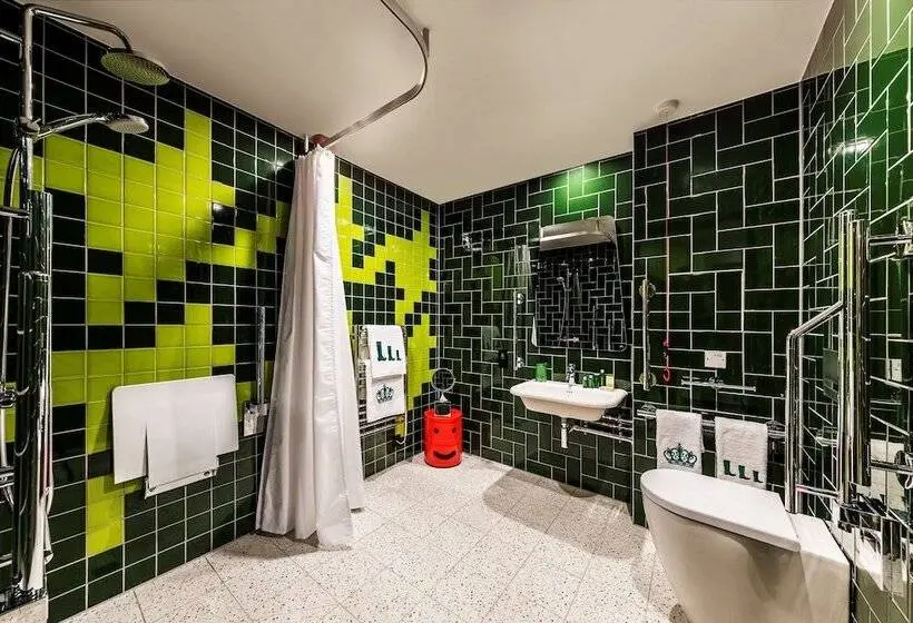 اتاق سوپریور, Nhow London