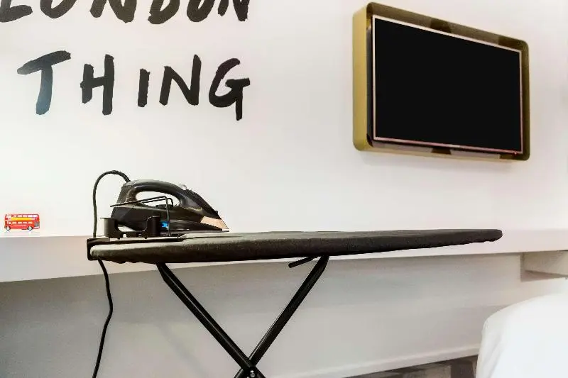 سوییت, Nhow London