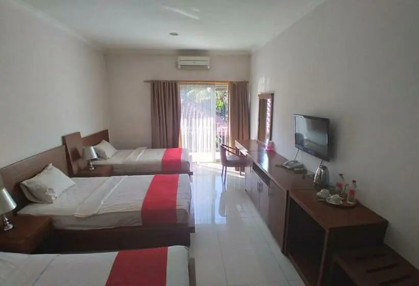 Quarto Triplo Estandar, & Wisma Bintang Jadayat