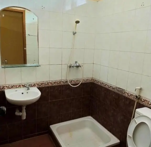 Quarto Estandar 2 Camas Casal, & Wisma Bintang Jadayat