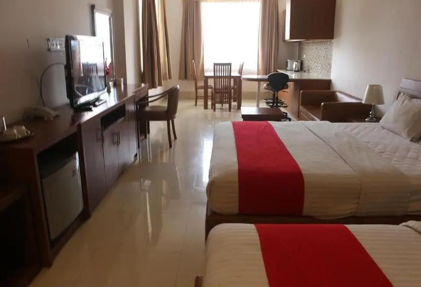 Quarto Familiar, & Wisma Bintang Jadayat