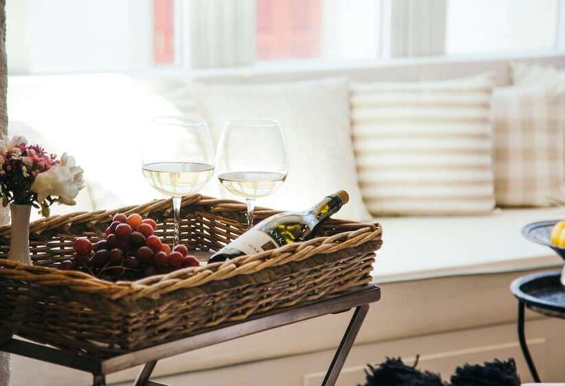 Standard Room, Alachi