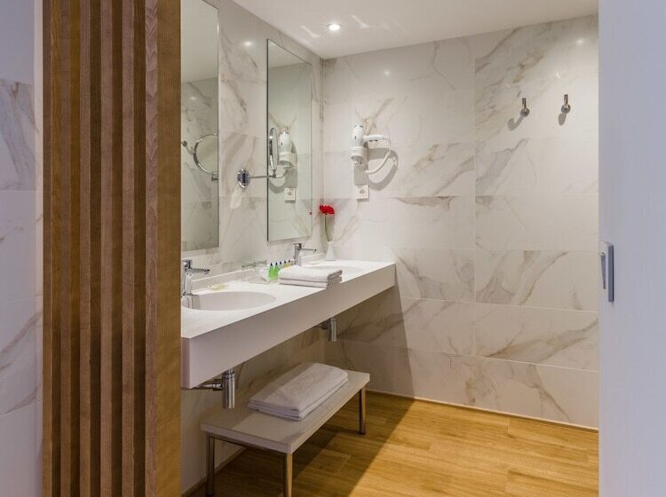 Полулюкс, Talayot - Adults Only