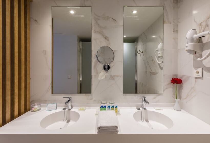 Полулюкс, Talayot - Adults Only