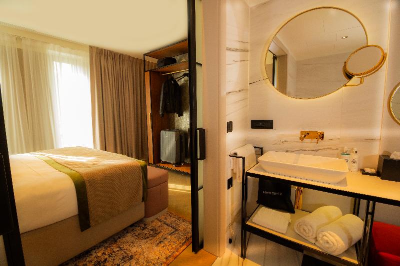 غرفة قياسية, Estudiotel Alicante