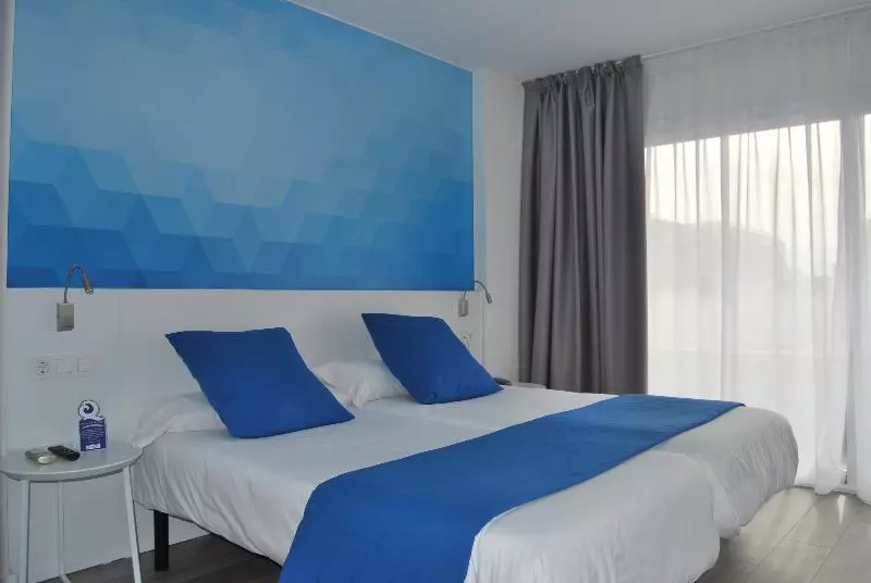 اتاق استاندارد, Estudiotel Alicante
