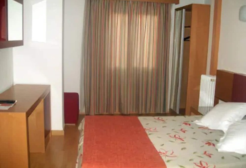 חדר סטנדרט, Amic Colon