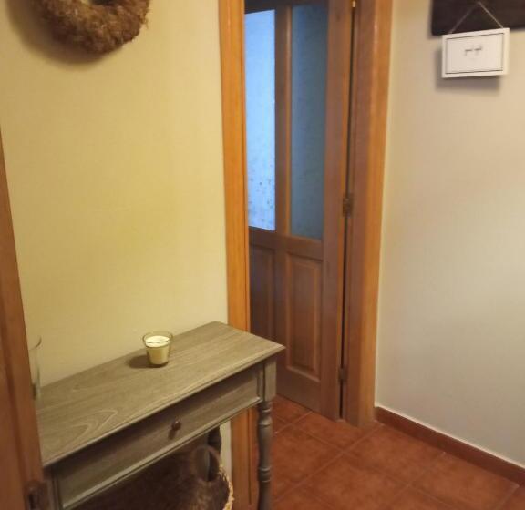 استودیوی استاندارد, Arco Navia