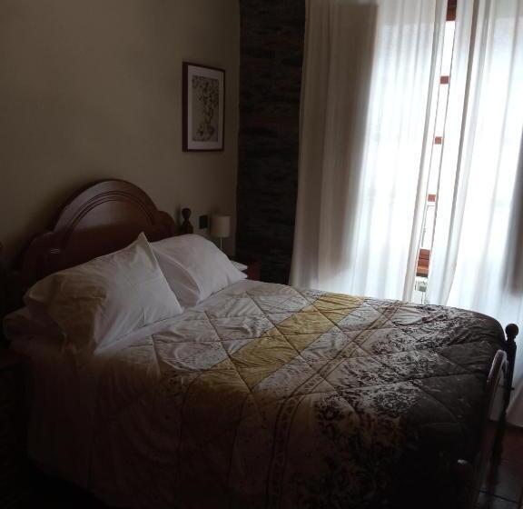 استودیوی استاندارد, Arco Navia