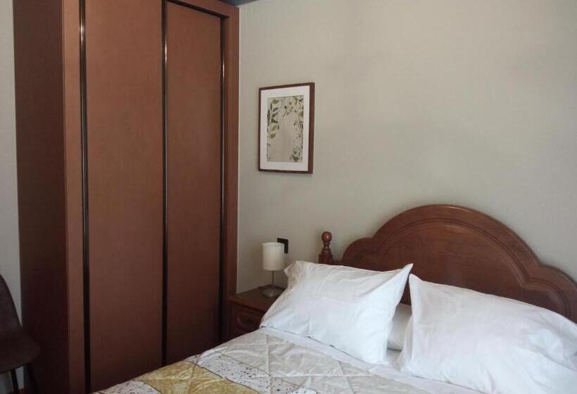 استودیوی استاندارد, Arco Navia