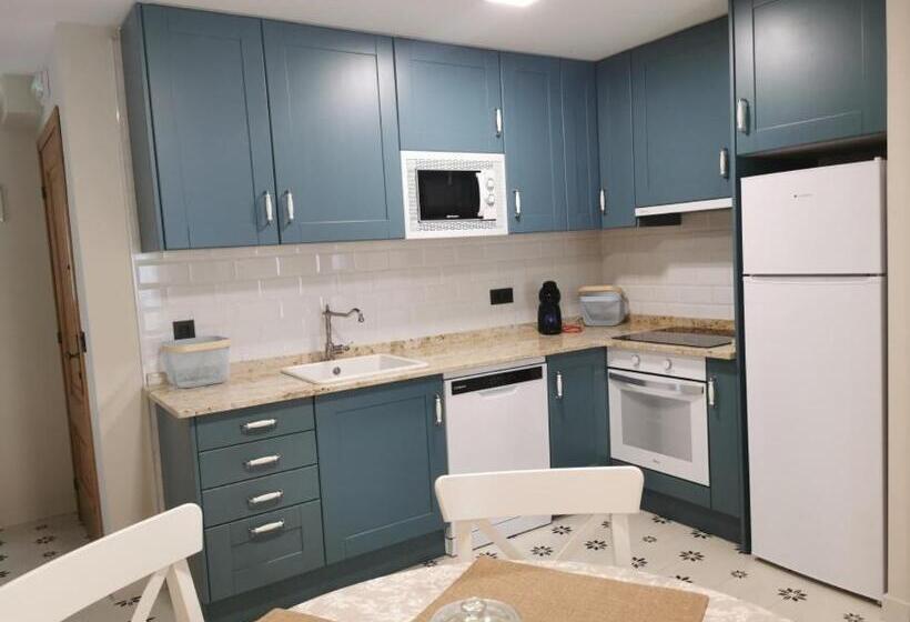 آپارتمان سوپریور 1 خوابه, Arco Navia