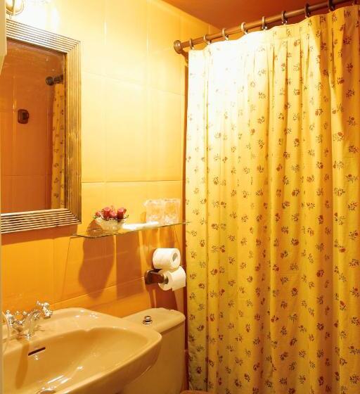 标准间, Avenida Real