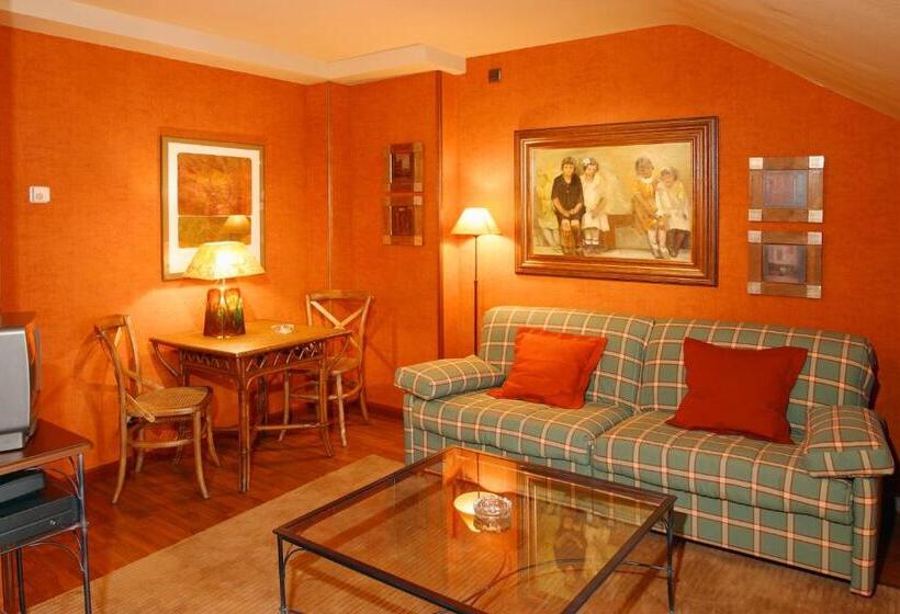 套房, Avenida Real