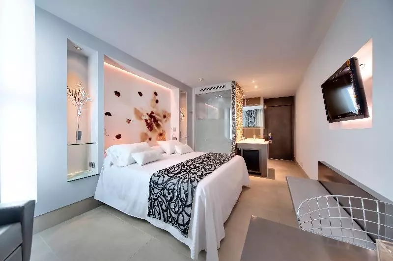 اتاق سوپریور, Barcelo Illetas Albatros Adults Only