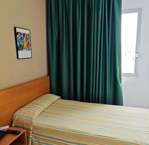 غرفة قياسية فردية, Camposol