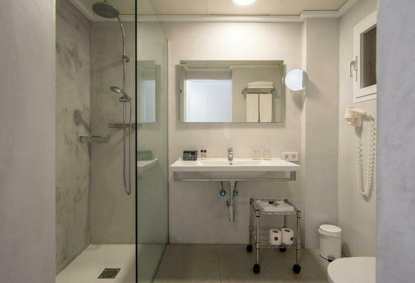 غرفة بريميوم إطلالة جانبية على البحر, Cap Negret