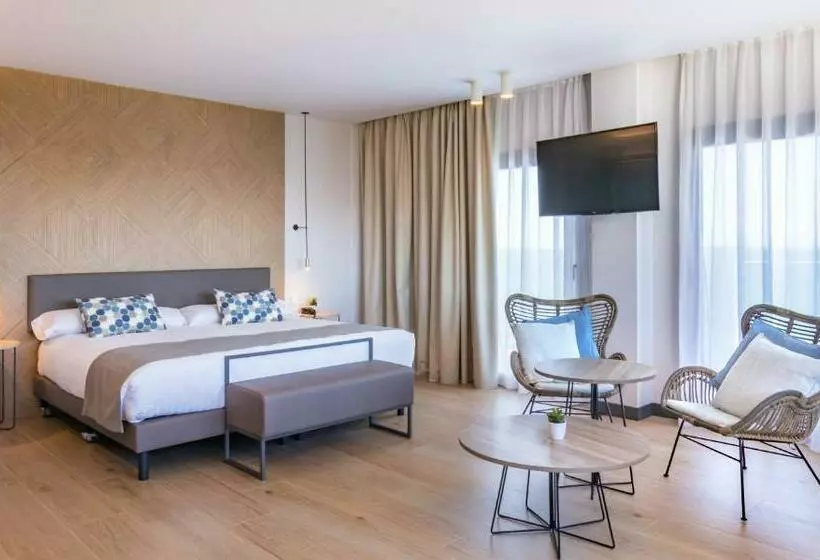 Junior Suite Vista Mare, Cap Negret