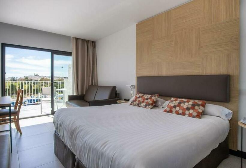 غرفة كومفورت ثلاثية, Cap Negret