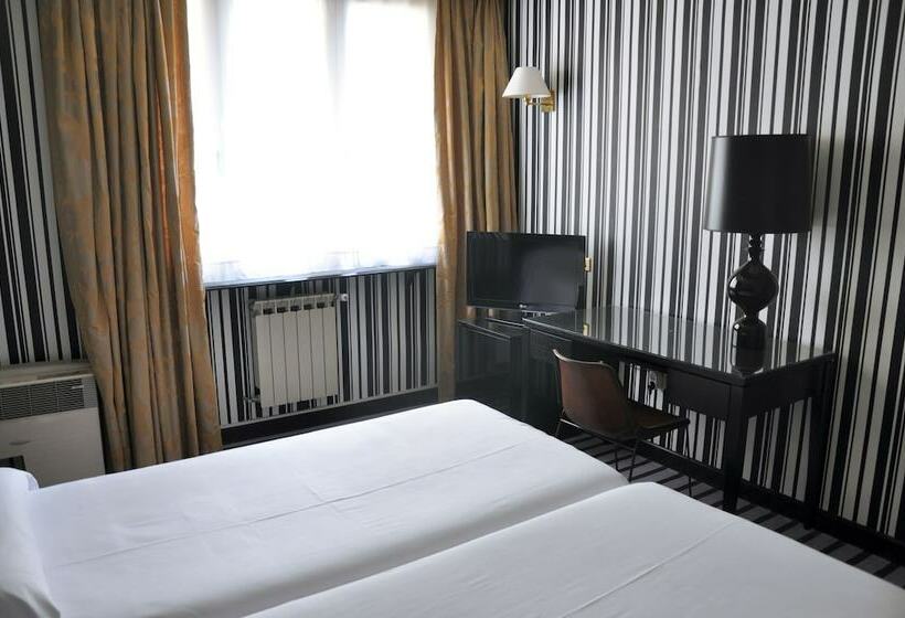 اتاق استاندارد, Clarin