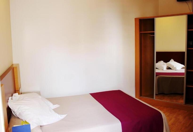 标准间, Amic Colon