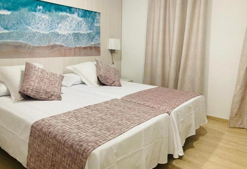 高级客房, Amic Colon