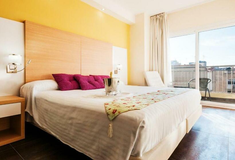 سوئیت با وان آب گرم, Fontana Plaza