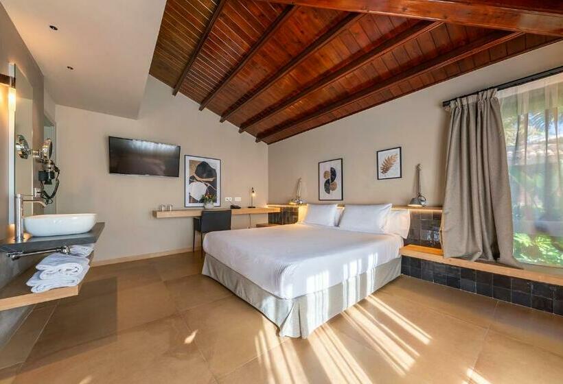 标准间, Huerto Del Cura