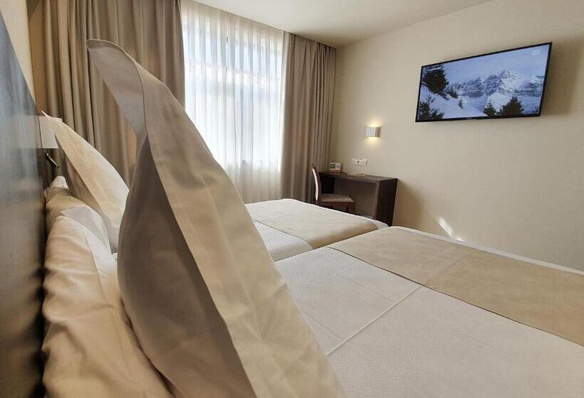 스탠다드 룸, Montemar