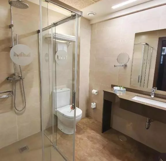 اتاق استاندارد با بالکن, Montemar