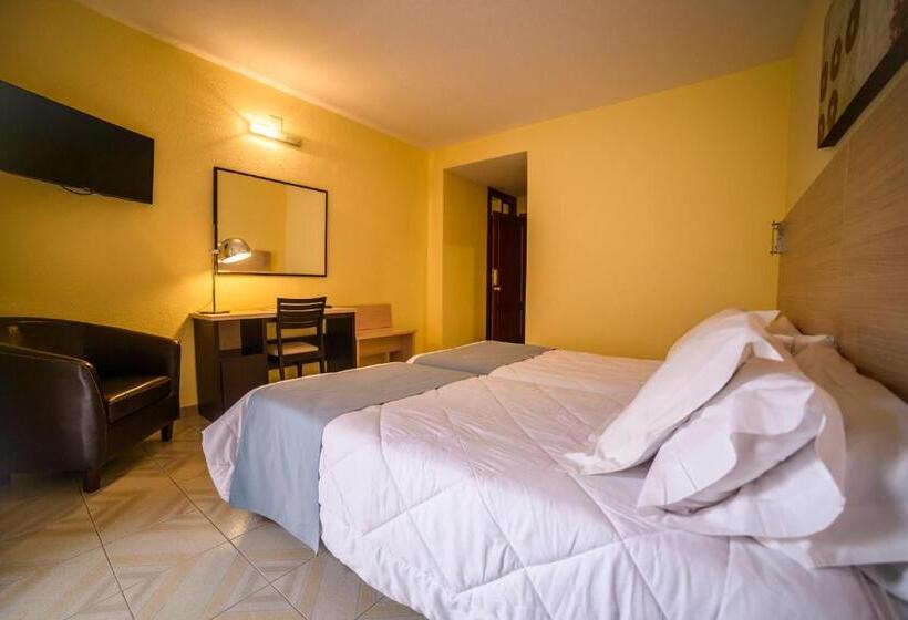 اتاق استاندارد, Oasis Familiar