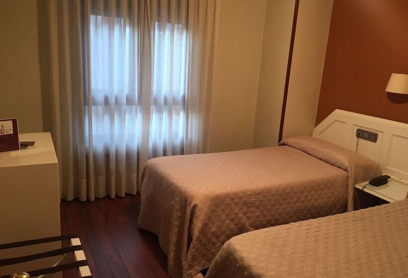 اتاق استاندارد, Ovetense