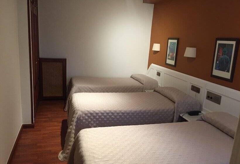 اتاق استاندارد سه نفره, Ovetense