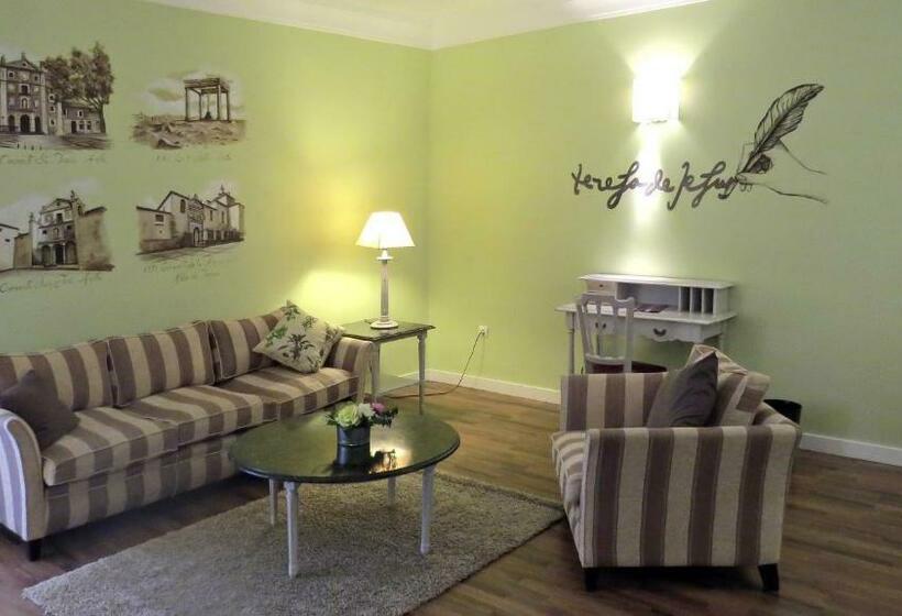 جناح, Palacio Valderrabanos