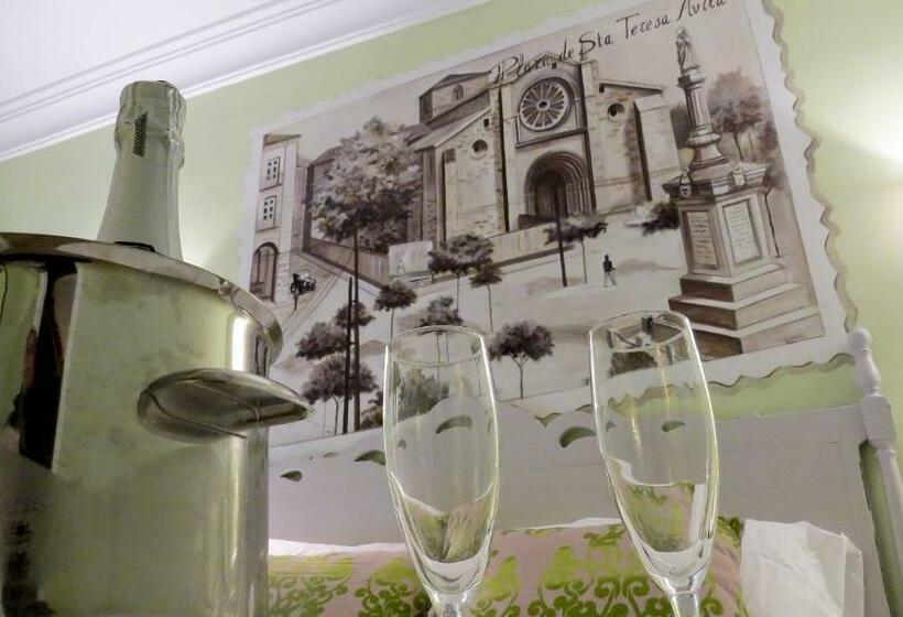 جناح, Palacio Valderrabanos